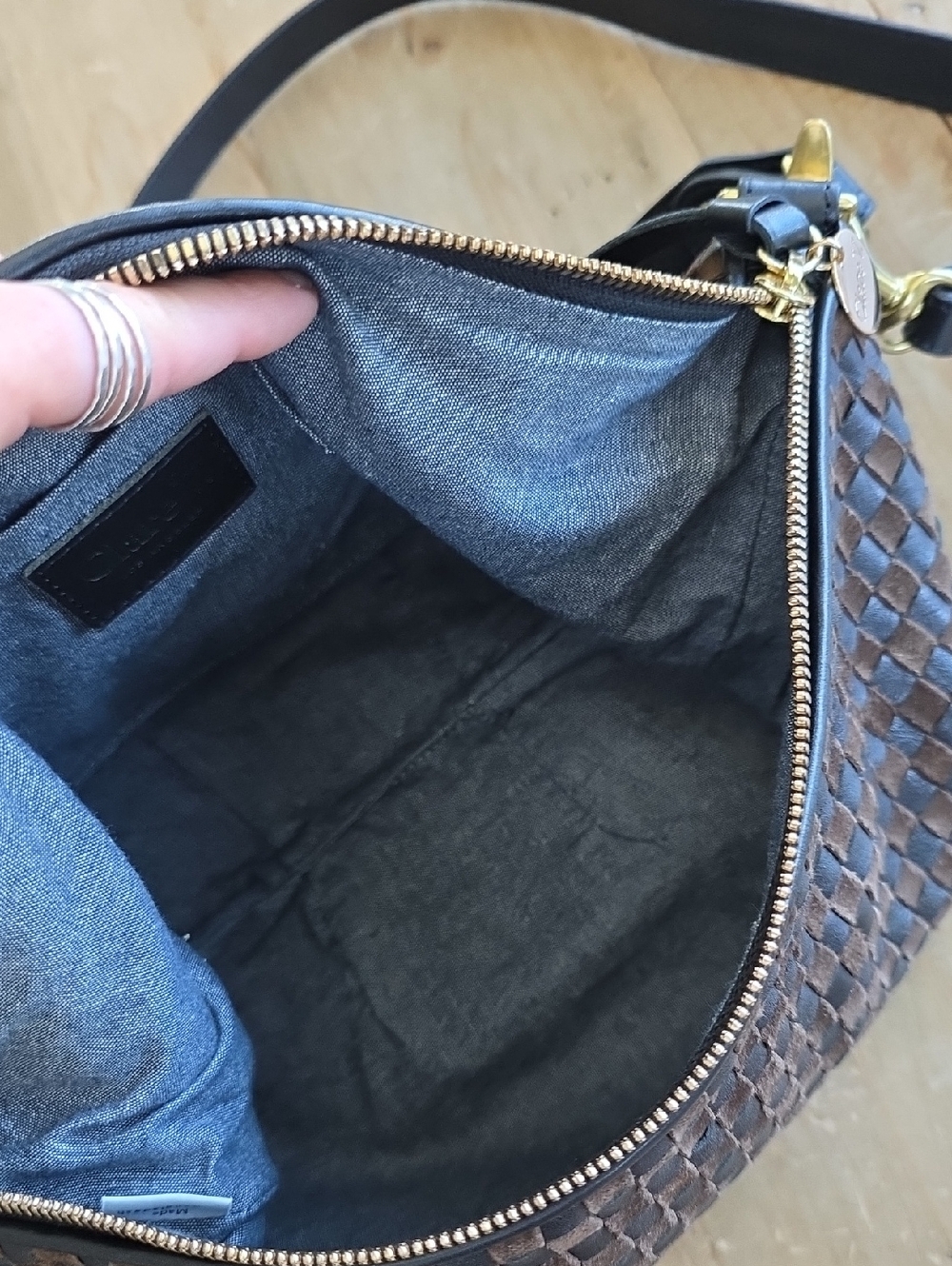 Clare V Moyen Messenger Bag - Picture 11 of 16